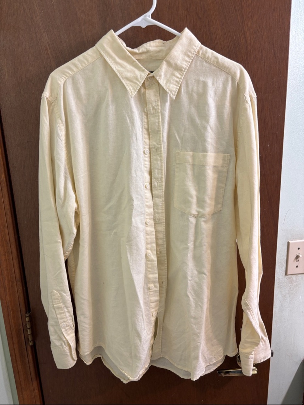 Old Navy Pale Yellow Long-Sleeve Button-Down Shirt